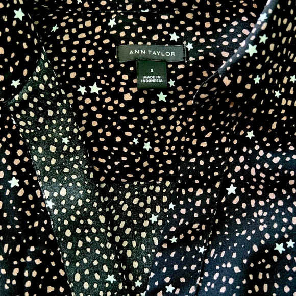 Ann Taylor Camp Shirt Starry Fleck Small - Picture 3 of 3